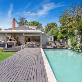 Cronulla - Old Mt Martha With A Modern Touch - Swimming Pool - walk to South Beach