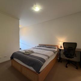 A cozy room with ensuite in Glen Waverley, in a shared accommodation next to Syndal station