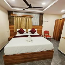 FabHotel SRY Grand