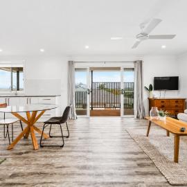 Modern designed flat & endless views over Bathurst