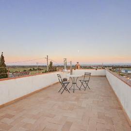 Castell de Menàrguens, Hotel in Menarguéns