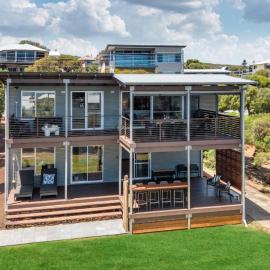 The Surf Nook - Walk to Beach - Family Friendly