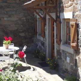 Gîte 5 Personnes À Madènes