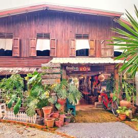 Baan Baan Cozy Hostel، فندق في بيتسانولوك