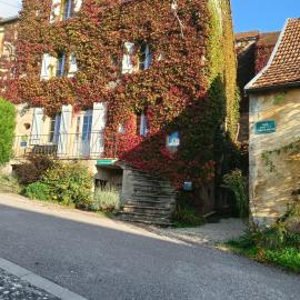 B&B La Demoiselle, hotel sa Aignay-le-Duc