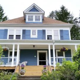 Luxury Estate with Wood Stove and Hot Tub - Dancing Doe Estate, hotel en Jeffersonville
