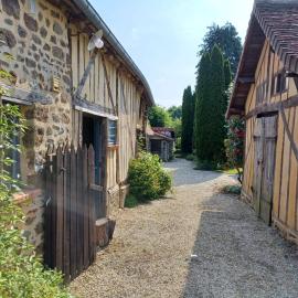 Bel Air 855, Hotel in Saint-Denis-de-Villenette