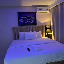 NO 95 Suites LEKKI PHASE 1 โรงแรมในIlado