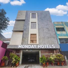 Monday Hotels Rajahmundry