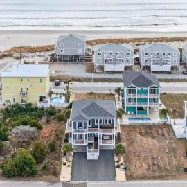 5 BR Poolside Paradise Just Steps from the Beach