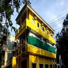 Viesnīca Abirami Residency pilsētā Pūrnānkuppam