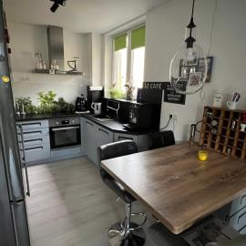 Tommel Apartments FEWO 1 Doppelbett Bad Wohnzimmer Küche 56 qm, Terrasse 20 qm