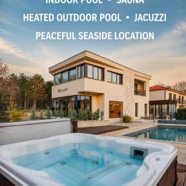 VSG Resort - Indoor & Outdoor Pools, Sauna, 200m to Beach, hotel a Klimno