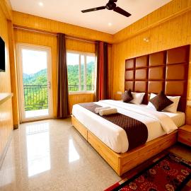 The Amber Retreat - A Cozy Stay Surrounded by the Beauty of Mussoorie #Mountain View #Luxury Rooms #Restaurant #Parking