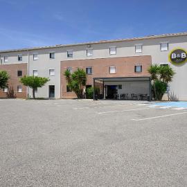 B&B HOTEL Bollène, hotell i Bollène