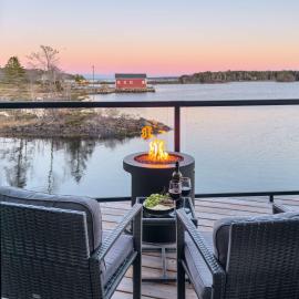 A Little piece of Paradise - stunning ocean views, hotel en Lunenburg