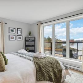 A Little piece of Paradise - stunning ocean views, ξενοδοχείο σε Lunenburg