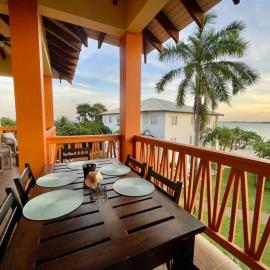 Beach Walkout Condo 112 3BR2BA Sleeps 8