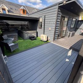 Luxury one bedroom pods with private Jacuzzi and plunge pool: Fort William şehrinde bir otel