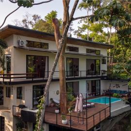 Casa Balú Jungle Villa with Pool & Ocean View