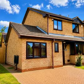 4 Bed Luxury House Northampton Silverstone F1 Parking, hotell i Northampton