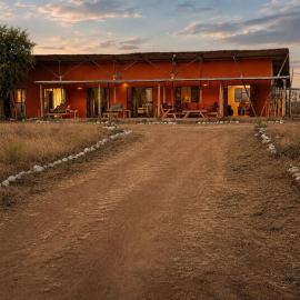 Amboseli RedHouse, hotel sa Amboseli