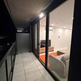 Brand new G6 apartment, hotel a Gungahlin
