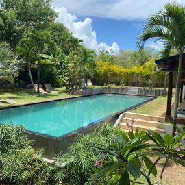 Bwa Nati-Gite 2 personnes- Piscine d'exception et Jacuzzi partagés