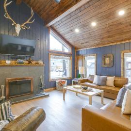 Mtn-View Red River Home & Apt Near Ski Lifts