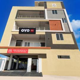 Hotel O RRR Residency & luxuryrooms, hotel en Hyderabad