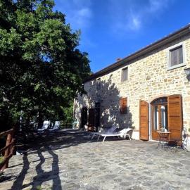 AmorQueCura, hotel u gradu 'Chitignano'