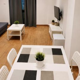 Apartamento Ciempozuelos II, cerca del Parque Warner y Madrid, hotel u gradu 'Ciempozuelos'