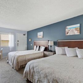 Studio Ground Floor Condo for 4 - Pool and Hot Tub