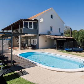 Villa Odzakovic, Hotel in Nadin