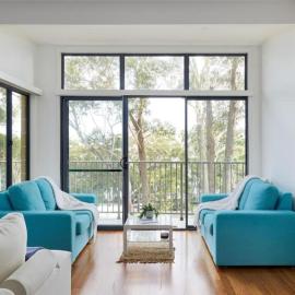 The Tides Beach House - 3 Bedroom Coastal Haven