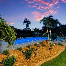 Waterfront Pool Home Clearwater Retreat Monthly Rental 31 days minimum, khách sạn ở Clearwater