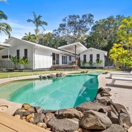 Esprit House - Rainbow Shores Pool - Free Wifi, Hotel in Rainbow Beach