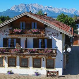 Frühstückspension Gästehaus Zum weissen Rössl, hotel en Wallgau