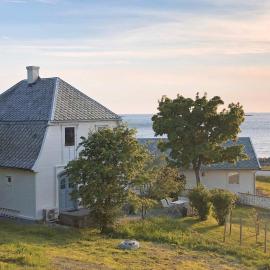 5 person holiday home in Svelgen-By Traum, hotel Svelgenben