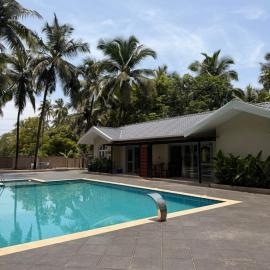 Pool stay by the sw homestay