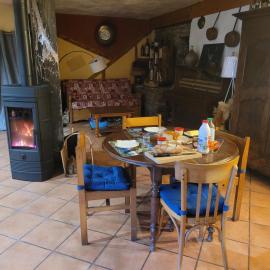 Gîte de l'Escoutal La Vallée, hotel a Le Bleymard