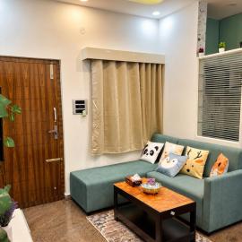 Couple Friendly Luxury 1BHK with Lift and Fast Wifi
