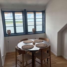 Newly Renovated Apartment in Herrvik, hotel a Visby
