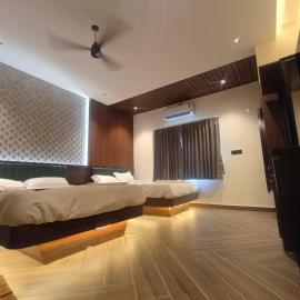 Hotel J VIN PALACE