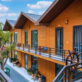 Rừng Vàng Homestay，扣多島的飯店