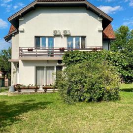 Dedovina Kafedžić, hotel i Lug