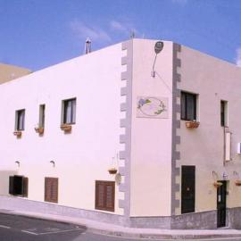Viesnīca La Vista Pension pilsētā Gija de Isora