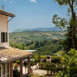 Villa Maline - Private Countryside Villa with Jacuzzi & Sauna