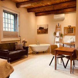 Appartement Rijksmonument De Heidepleats, Hotel in Suameer