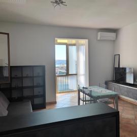 Appartamento casa Grace vista mare, hotel u Trstu
